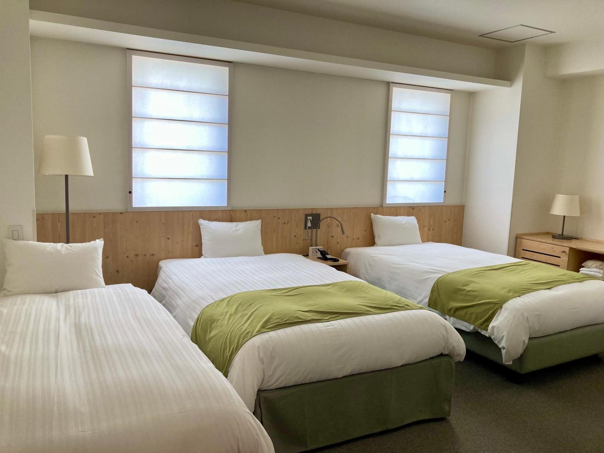 Shin-Osaka Station Hotel Buitenkant foto