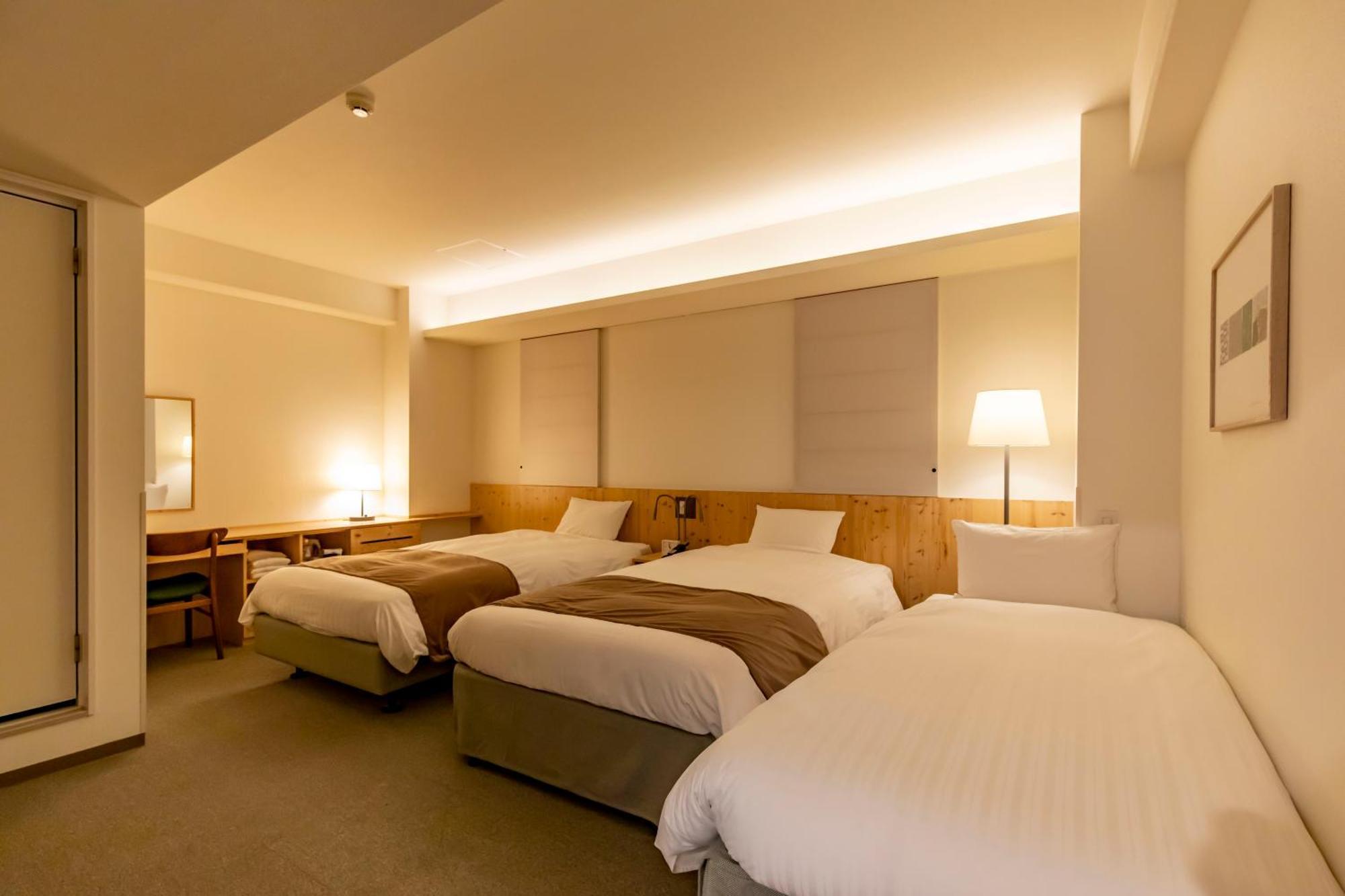 Shin-Osaka Station Hotel Buitenkant foto